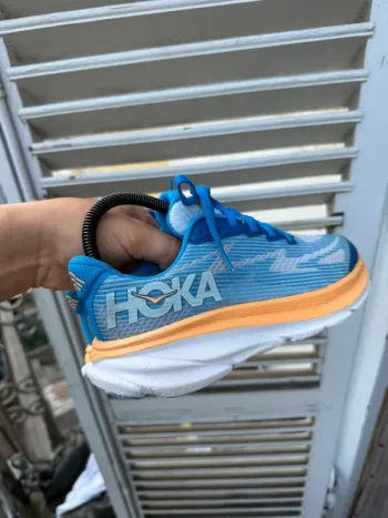 Hoka scarpe da corsa bike d'occasion — image 3 sur 13