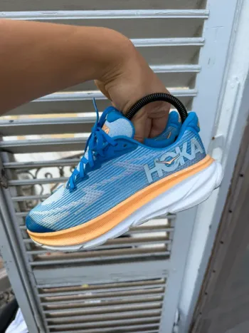 Hoka scarpe da corsa bike d'occasion — image 8 sur 13