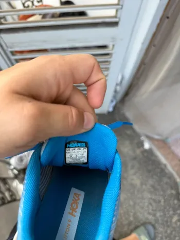 Hoka scarpe da corsa bike d'occasion — image 12 sur 13