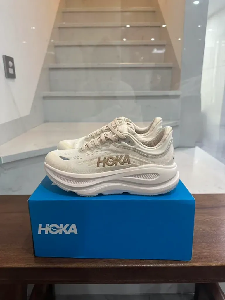 Hoka Bondi 9 bike d'occasion — image 1 sur 9