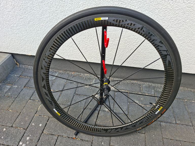 Mavic Carbon Laufräder Cosmic WTS 2020 bike d'occasion — image 5 sur 5
