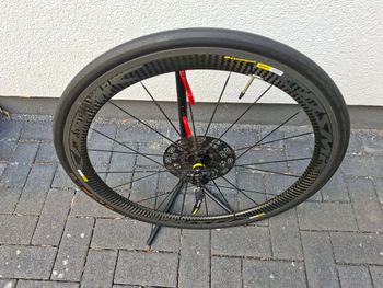 Mavic Carbon Laufräder Cosmic WTS 2020 bike d'occasion — image 4 sur 5