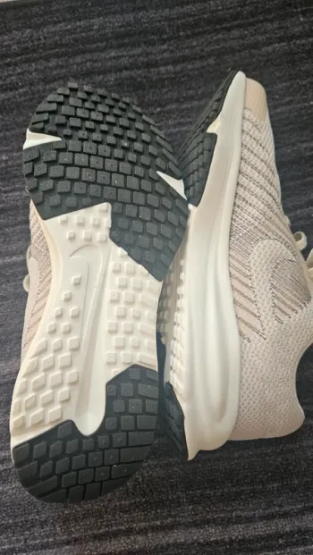 Nike Gr 38 bike d'occasion — image 3 sur 7