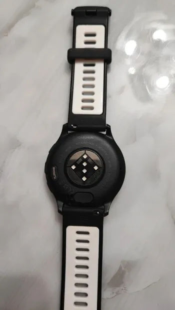 Garmin Venu 3 bike d'occasion — image 2 sur 3