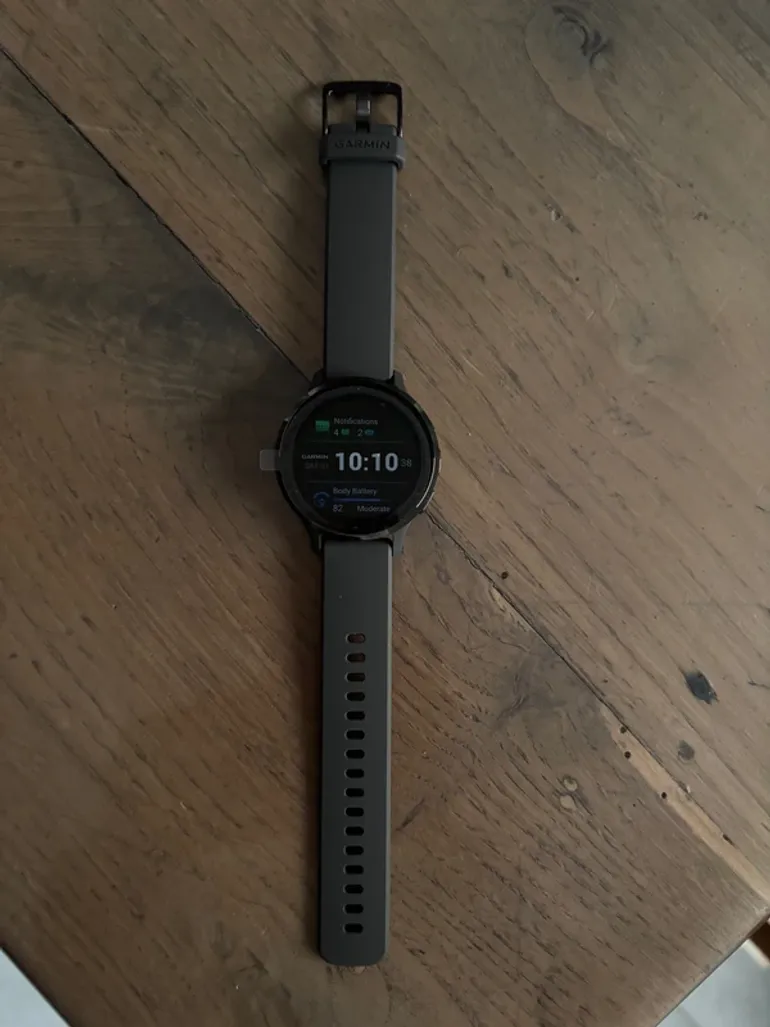 Garmin Venu 3S bike d'occasion — image 2 sur 7