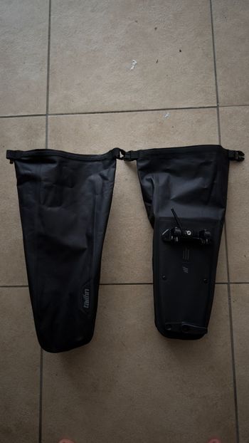 Gebrauchtes Tailfin mini pannier bags set 2026 bike — Bild 2 von 4