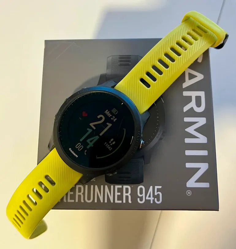 Used Garmin Forerunner 945 2023 bike — image 1 of 3