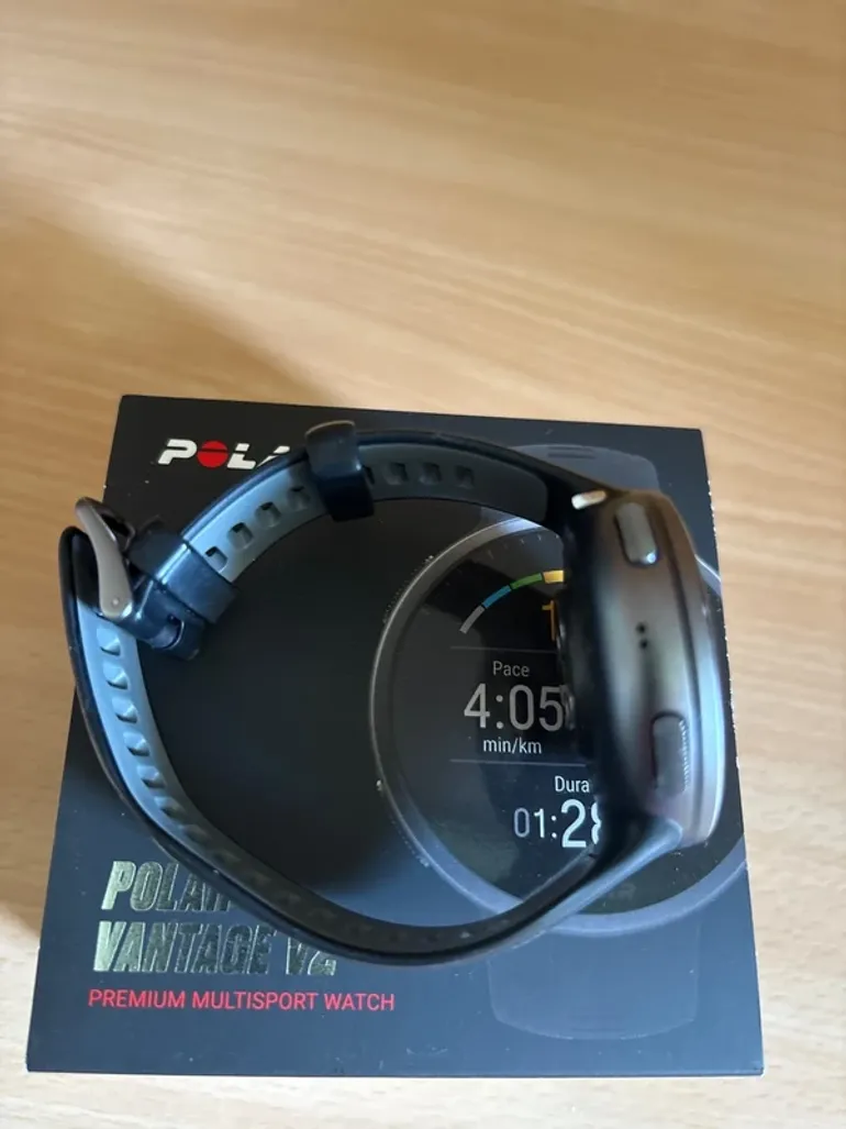 Used Polar Vantage V2 bike — image 5 of 10