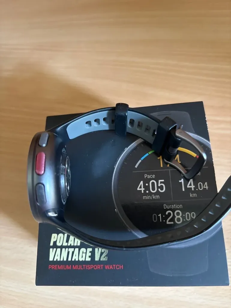 Used Polar Vantage V2 bike — image 6 of 10