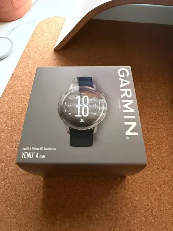 Used Garmin Venu 4 bike — image 6 of 7