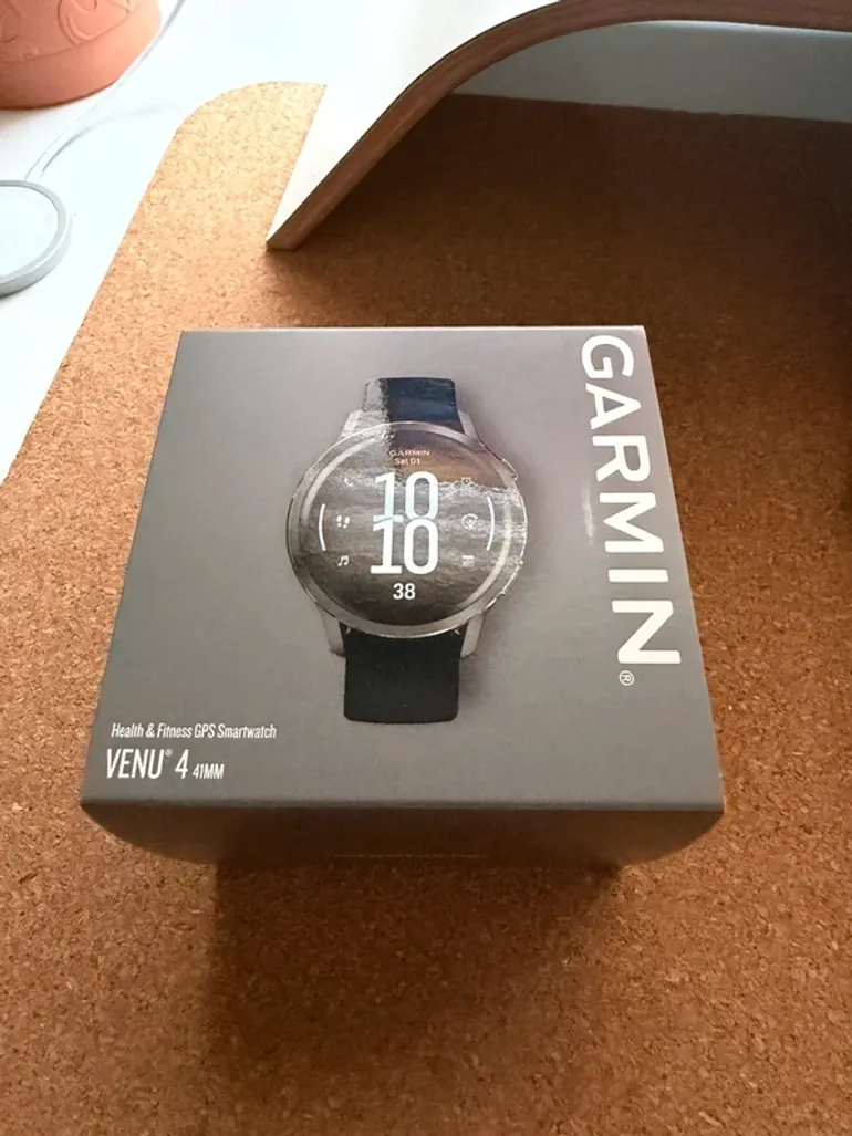Used Garmin Venu 4 bike — image 6 of 7