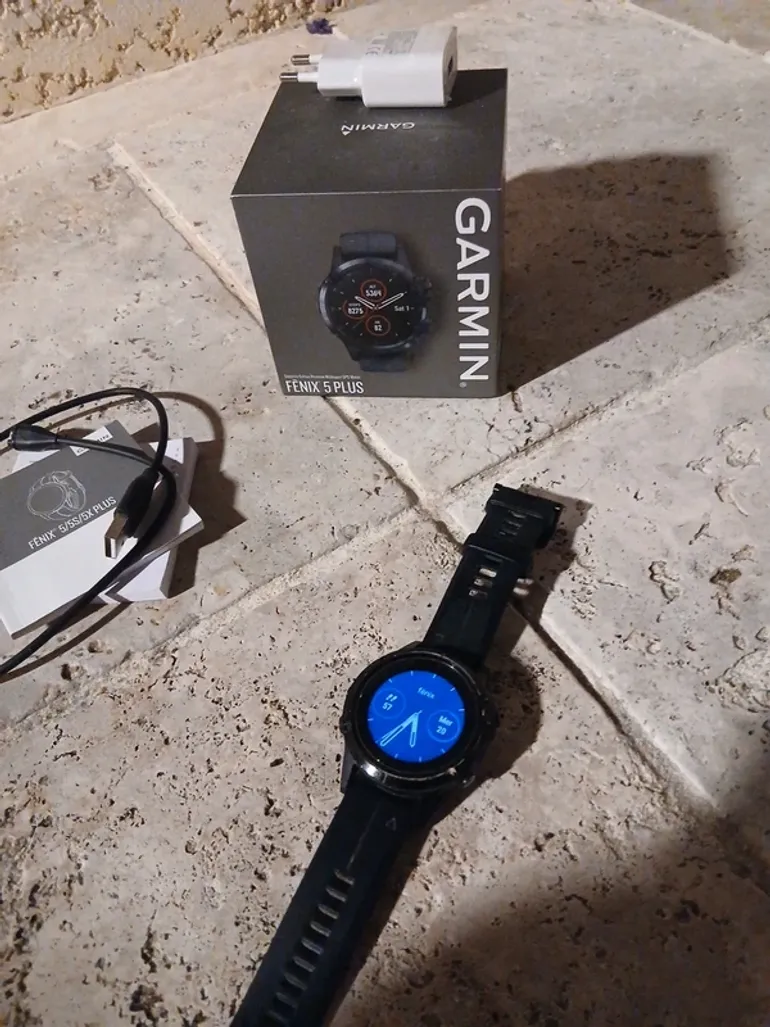 Used Garmin Fenix 5 Plus bike — image 4 of 4