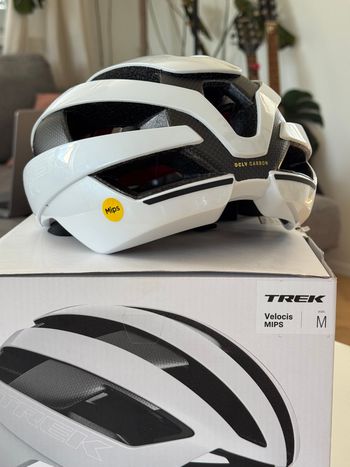 Używany Trek Road Helmet Velocis Mips 2026 bike — zdjęcie 5 z 17
