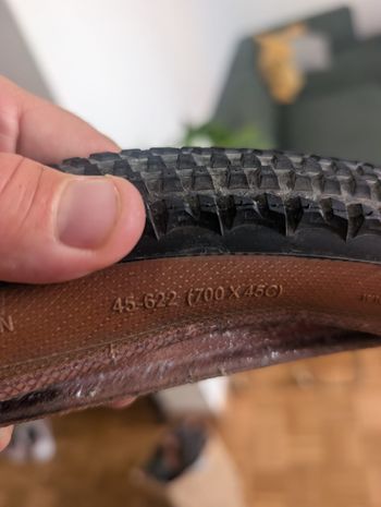Used Hutchinson Touareg Hardskin Tan 700x45 Tubeless 2025 bike — image 3 of 3