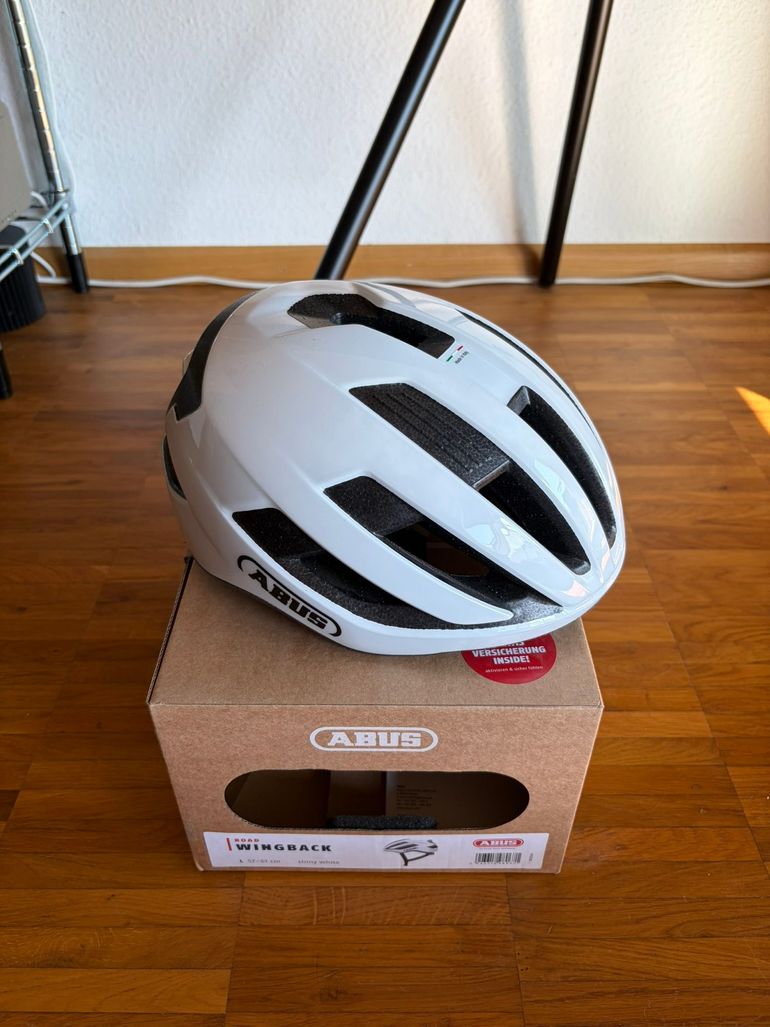 Gebrauchtes ABUS WingBack Rennrad Helm Shiny White bike — Bild 1 von 7