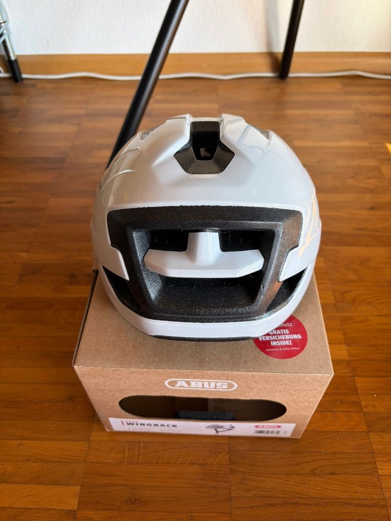 Gebrauchtes ABUS WingBack Rennrad Helm Shiny White bike — Bild 4 von 7