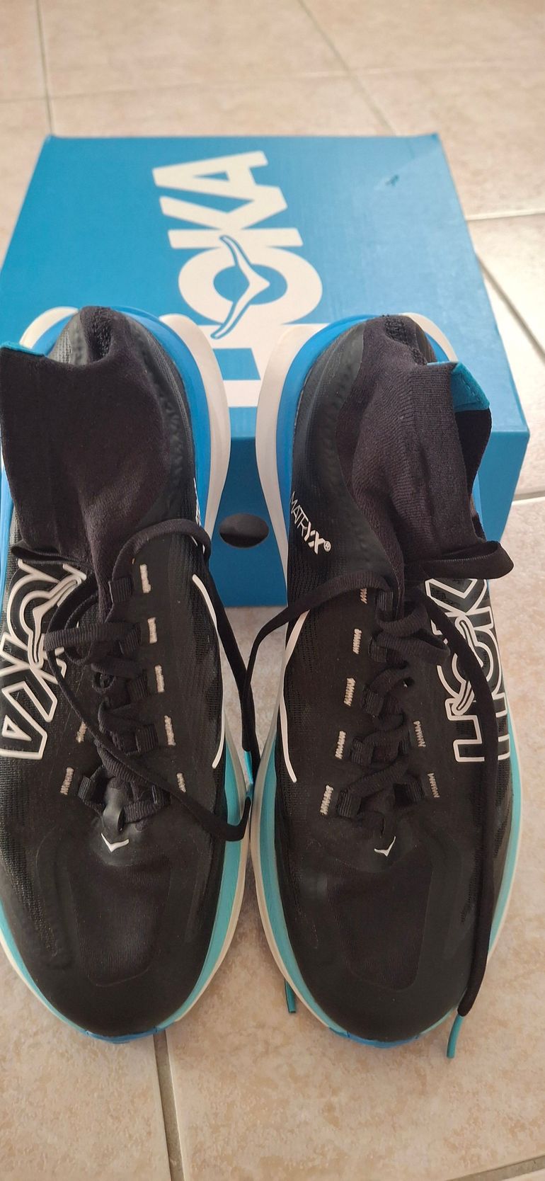 Hoka Tecton X3 2026 bike d'occasion — image 1 sur 4