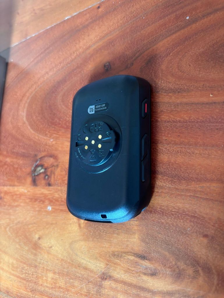 Used Garmin Edge 530 GPS Cycling Computer bike — image 3 of 4