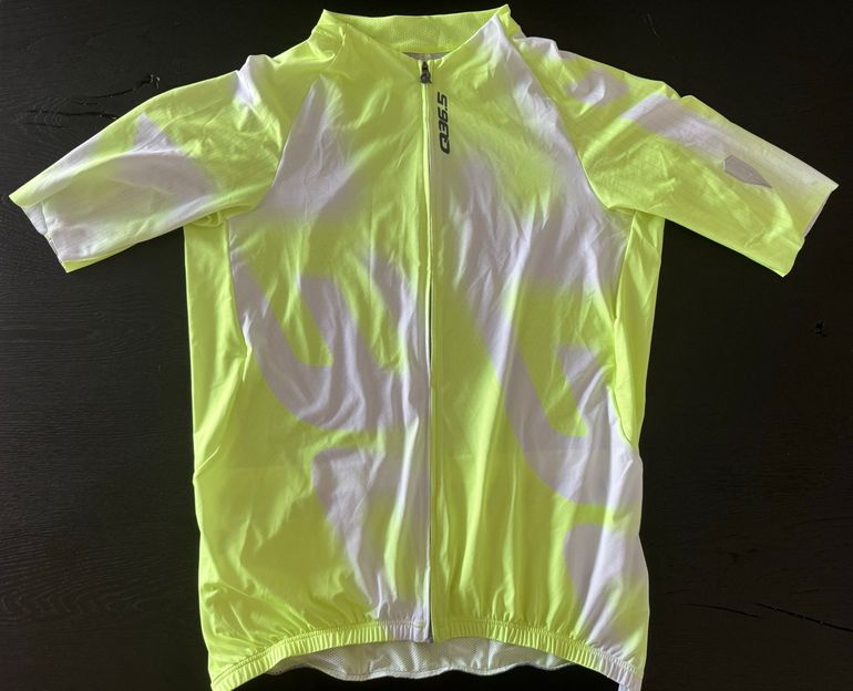 Used Q36.5 Gregarius Pro Big Logo Trikot 2026 bike — image 1 of 2