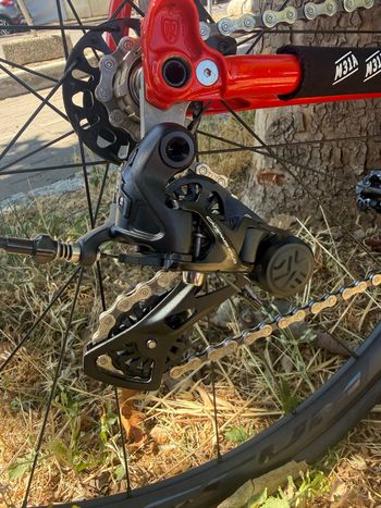 Used Campagnolo Ekar 13-Speed Gravel Groupset bike — image 2 of 10