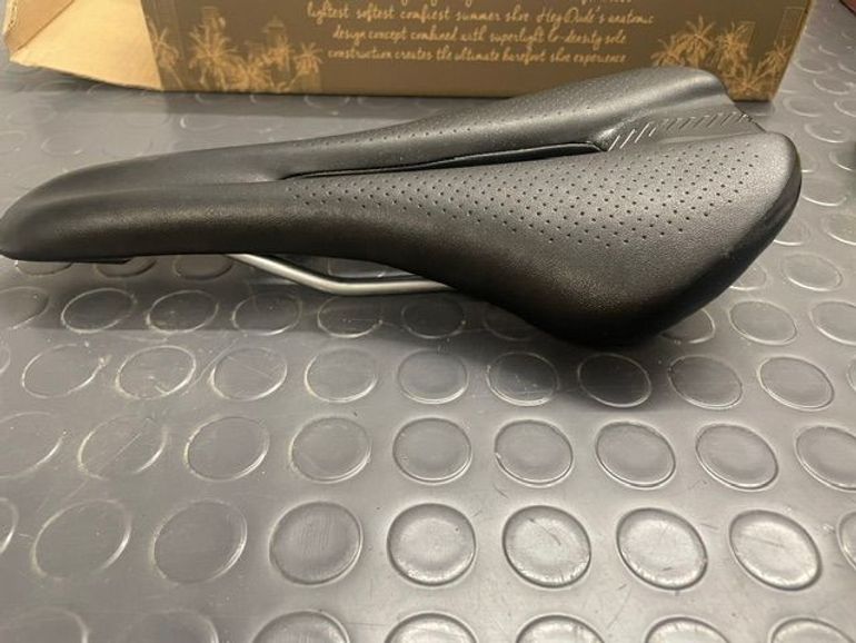 Gebrauchtes Bontrager Monstrose Comp 270x138mm bike — Bild 4 von 8