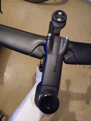 Used Roval Rapide Handlebar + S Works Stem 2026 bike — image 3 of 8