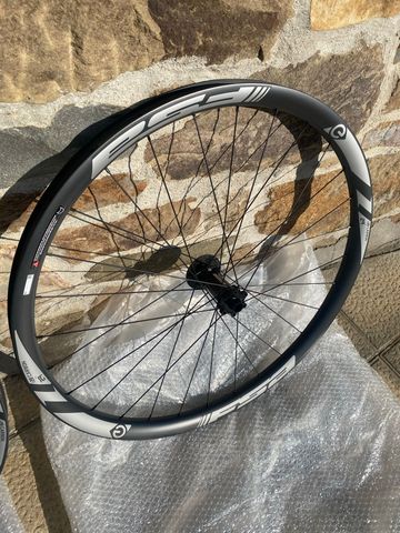 Used Fsa E-MTB Carbono I29 2025 bike — image 5 of 6