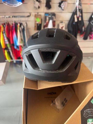 Brugt Lazer Tonic Kineticore Black M bike — billede 2 af 5