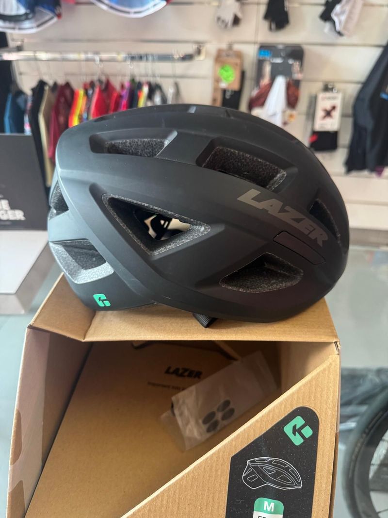 Used Lazer Tonic Kineticore Black M Cycling Accessories