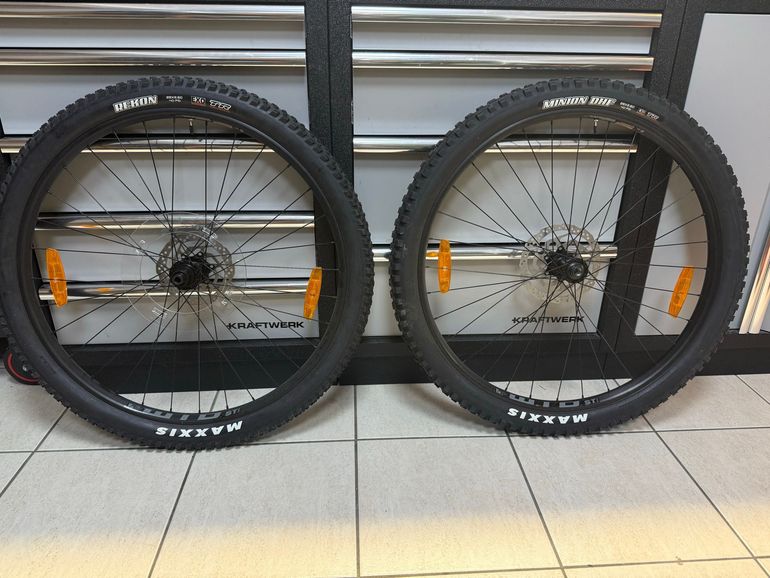 Used Wtb ST i30 Shimano MT400 29" 2025 bike — image 1 of 6