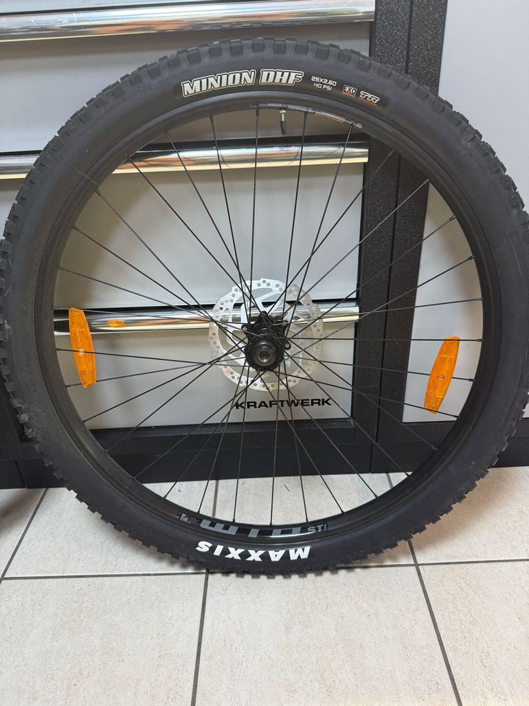Used Wtb ST i30 Shimano MT400 29" 2025 bike — image 3 of 6