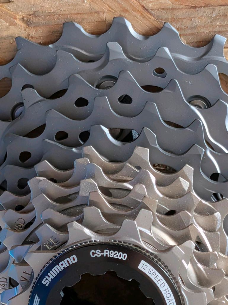 Używany Shimano CS-R9200 bike — zdjęcie 4 z 8