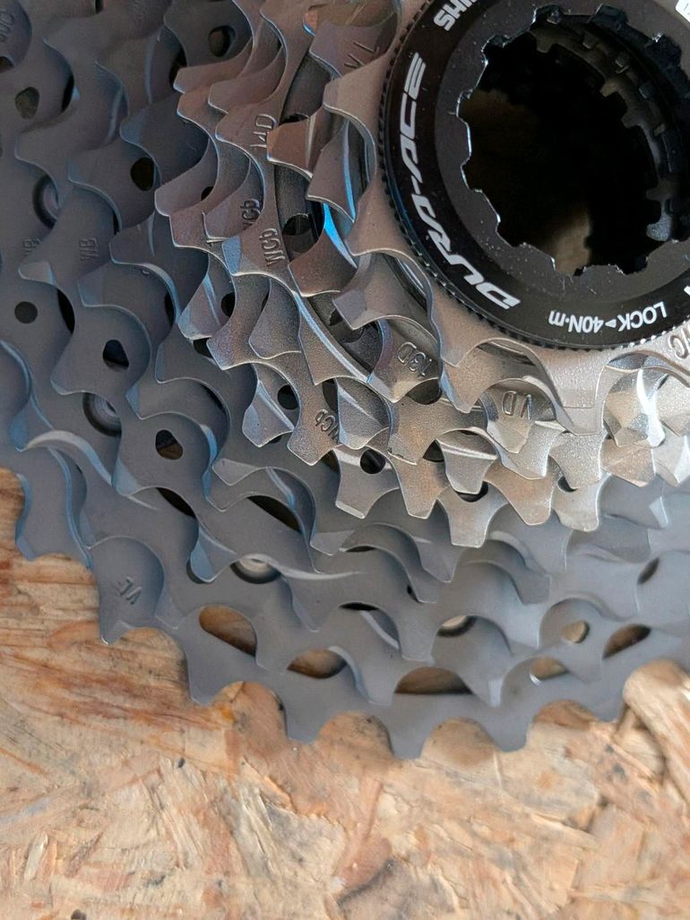 Używany Shimano CS-R9200 bike — zdjęcie 7 z 8