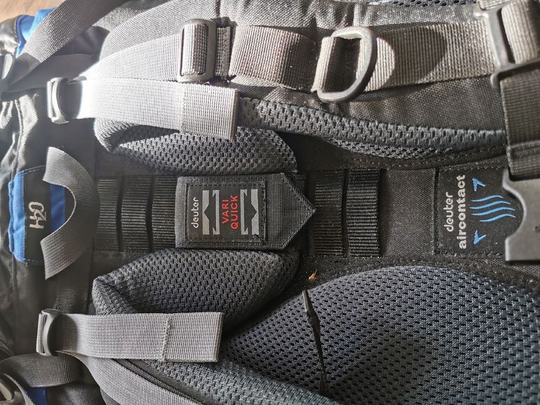 Używany Deuter Rucksack aircontact 55+10 bike — zdjęcie 6 z 6