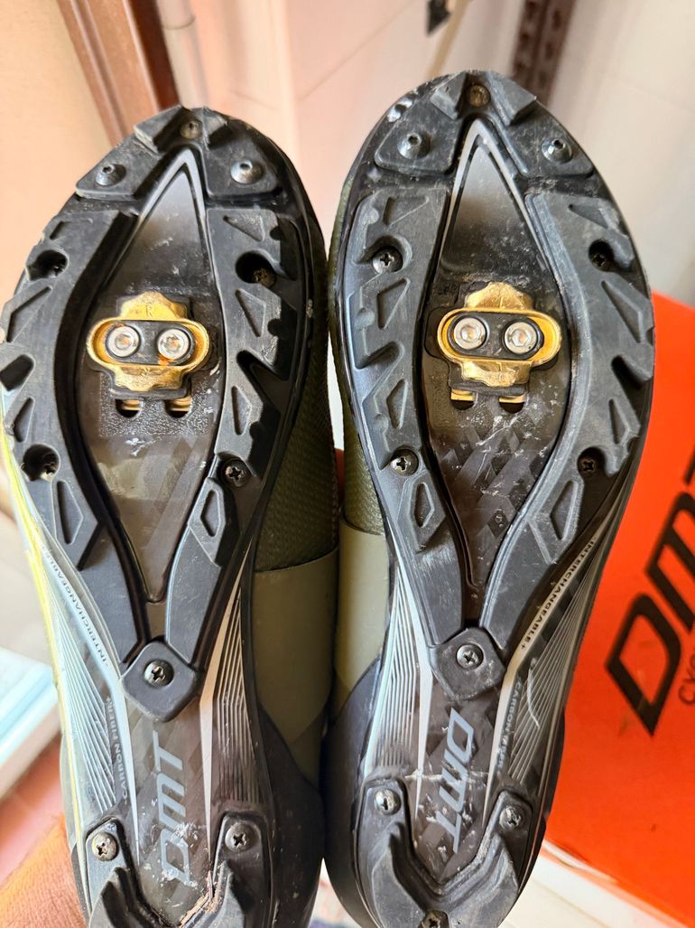 Gebrauchtes DMT23 DH10 2025 bike — Bild 4 von 4