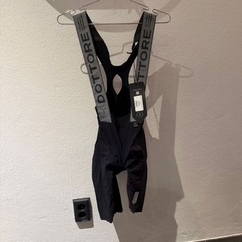 Używany Q36.5 Dottore Pro Bib Shorts Women Black M// NEW!! 50% OFF!! 2025 bike