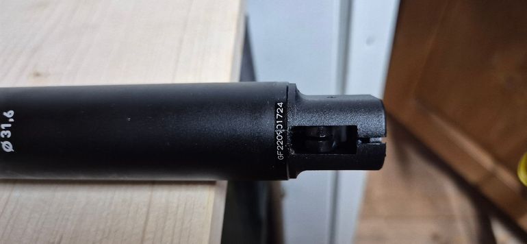 Used Whyte Drop It Seatpost 2023 bike — image 3 of 4