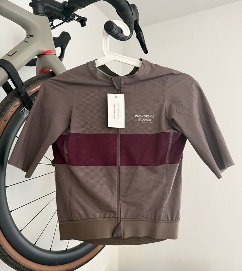 Used Pas Normal Studios Jersey Trikot bike — image 1 of 5