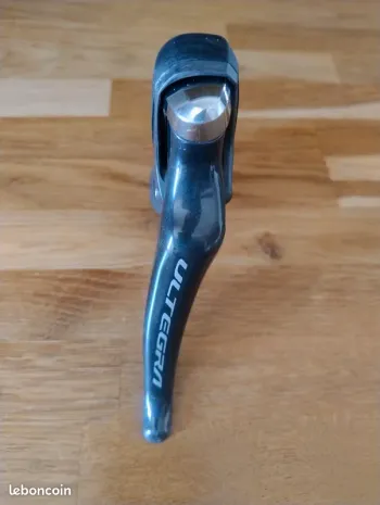 Tweedehands Shimano ST-R8000 bike