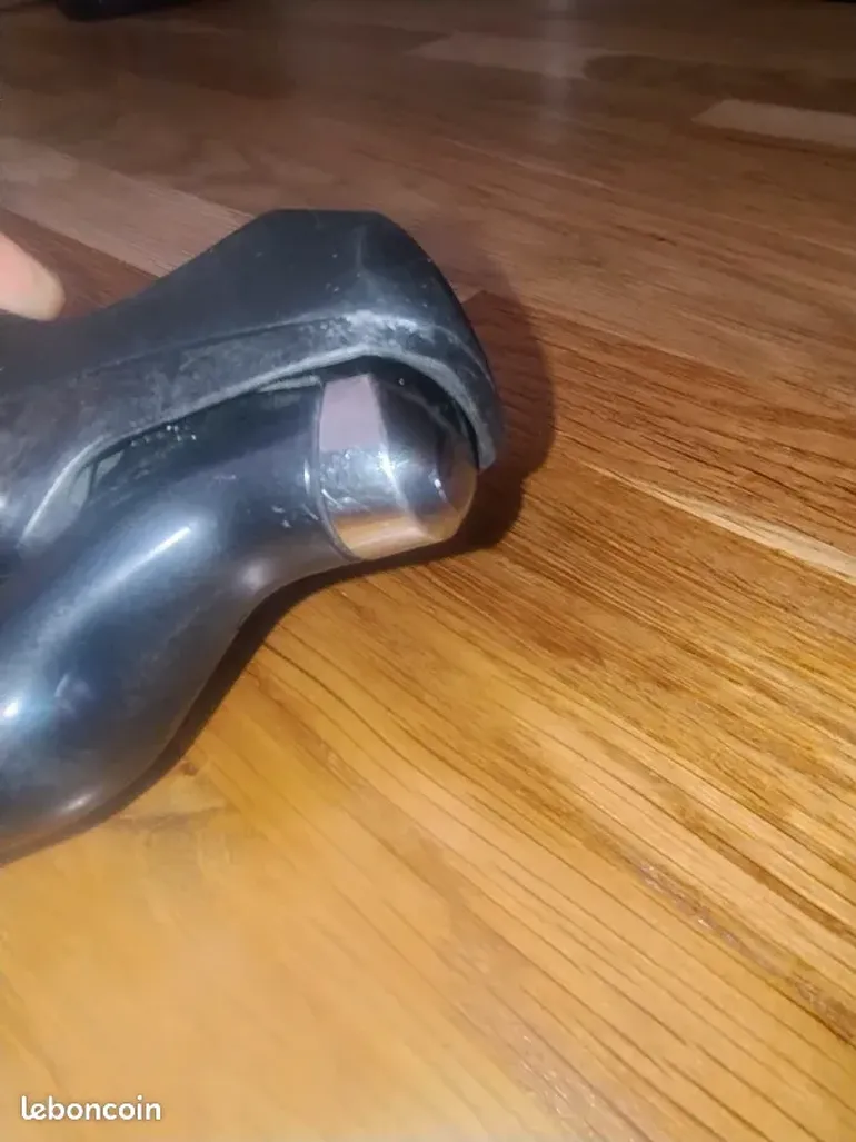 Used Shimano ST-R8000 bike — image 4 of 7