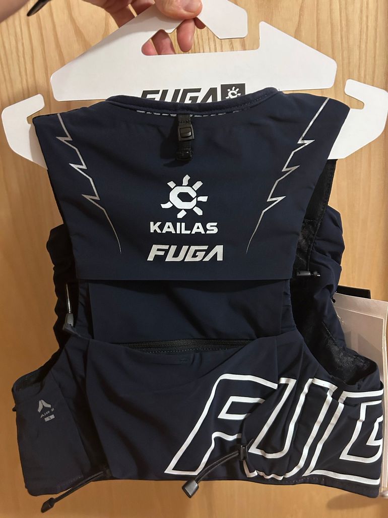 Używany kailas fuga Fuga Air 8 IV Gilet Trail Running Tecnico Navy Blue 2026 bike — zdjęcie 2 z 10