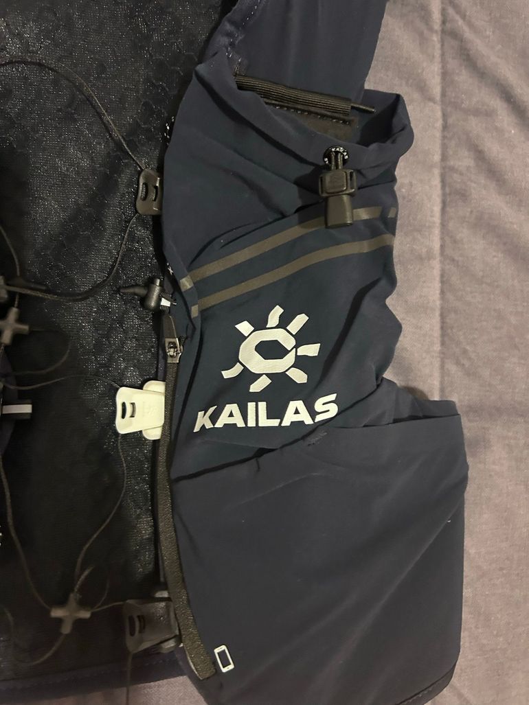Używany kailas fuga Fuga Air 8 IV Gilet Trail Running Tecnico Navy Blue 2026 bike — zdjęcie 4 z 10