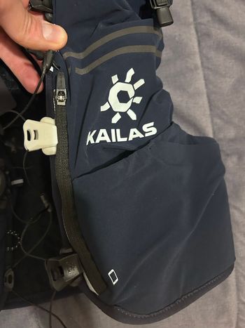 Używany kailas fuga Fuga Air 8 IV Gilet Trail Running Tecnico Navy Blue 2026 bike — zdjęcie 7 z 10