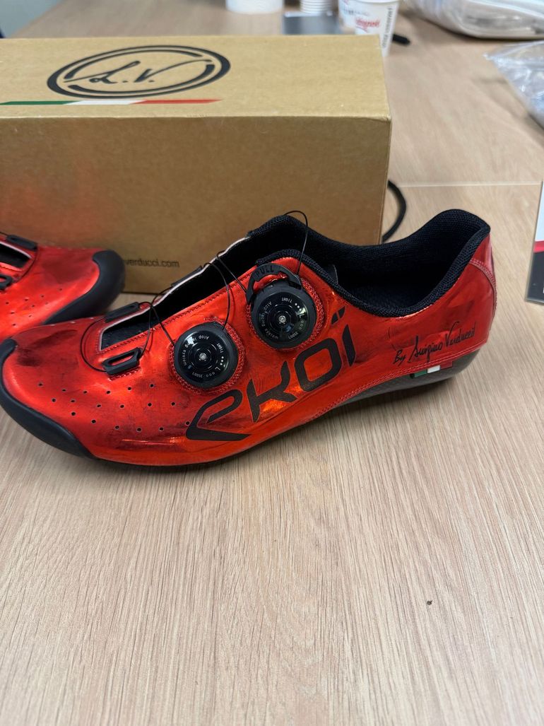 Gebrauchtes Ekoi carbonio pro chromo red 2023 bike — Bild 1 von 3