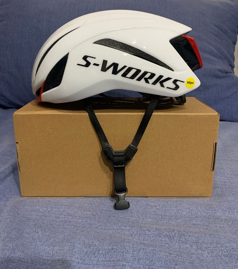 Used Specialized Evade 4 Helmet 2026 bike — image 3 of 7