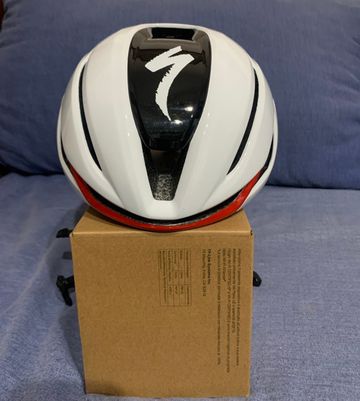 Použité Specialized Evade 4 Helmet 2026 bike — obrázek 2 z 7