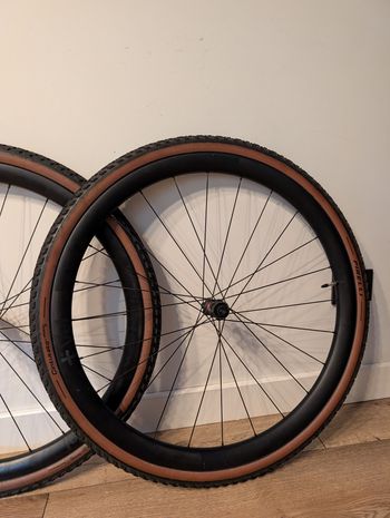 Używany +Vel Vel+ rsl carbon wheelset 2024 bike — zdjęcie 4 z 9
