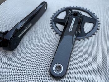 Sram Force XPLR AXS DUB Wide Crankset 175 mm 40T PM bike d'occasion — image 2 sur 5