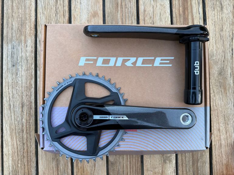 Sram Force XPLR AXS DUB Wide Crankset 175 mm 40T PM bike d'occasion — image 1 sur 5