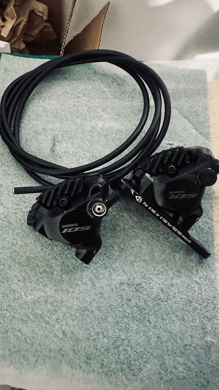 Used Shimano 105 Disc Brake Calipers bike — image 1 of 2